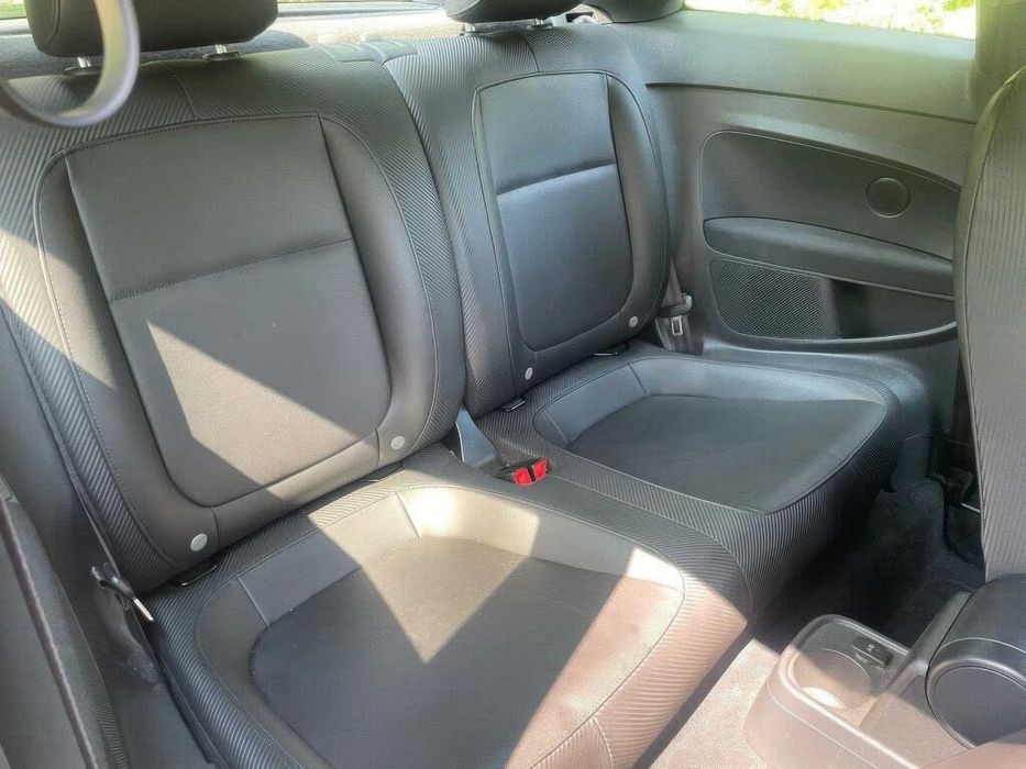 Volkswagen Beetle S      2017