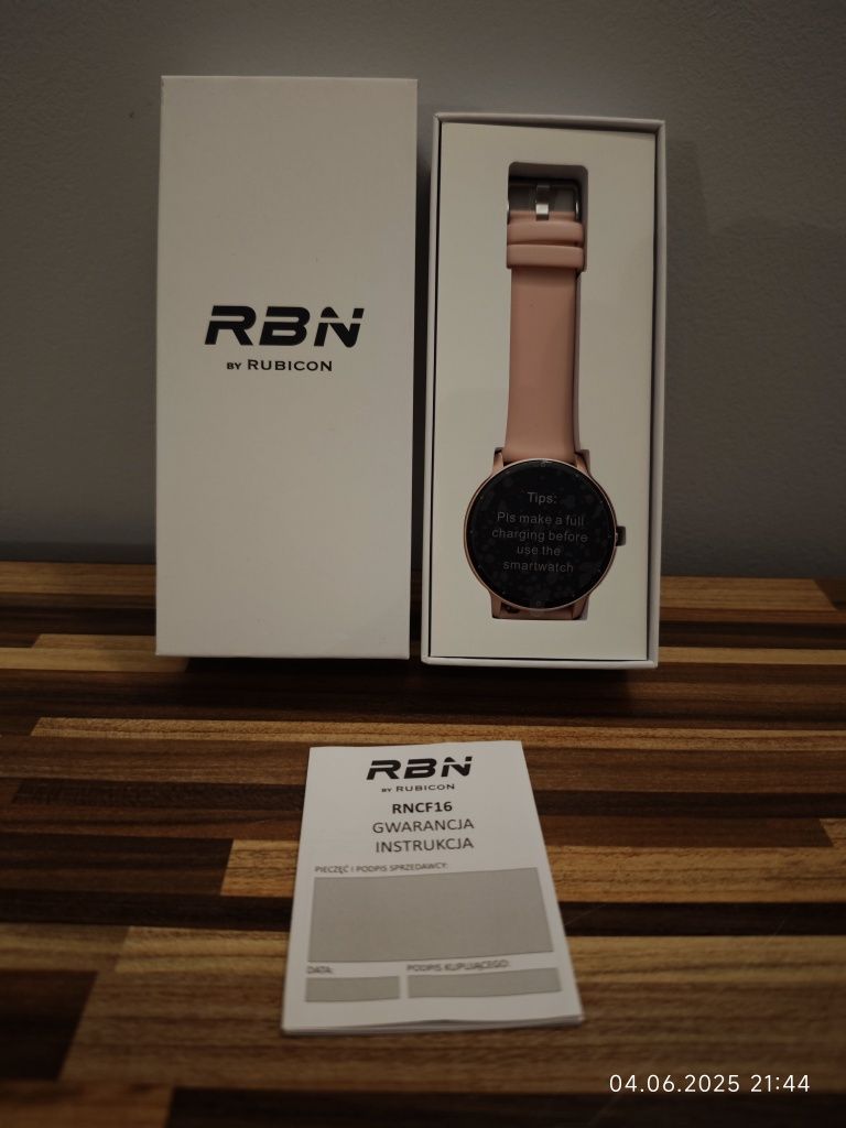 Smartwatch zegarek z funkcją rozmowy Rubicon RNCF16