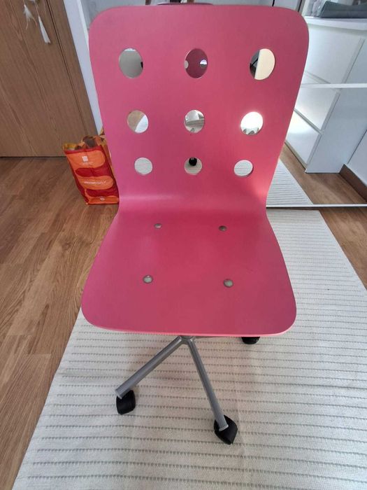 Cadeira IKEA JULES, com estrutura - Rosa