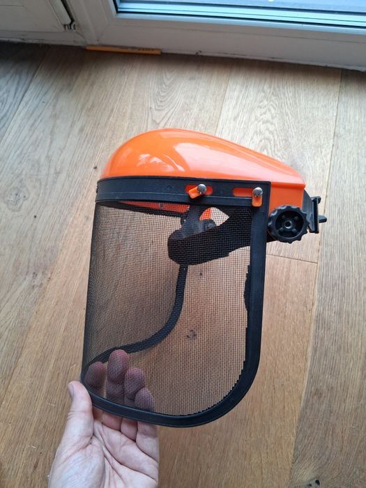 Przylecą do kosiarki stan super