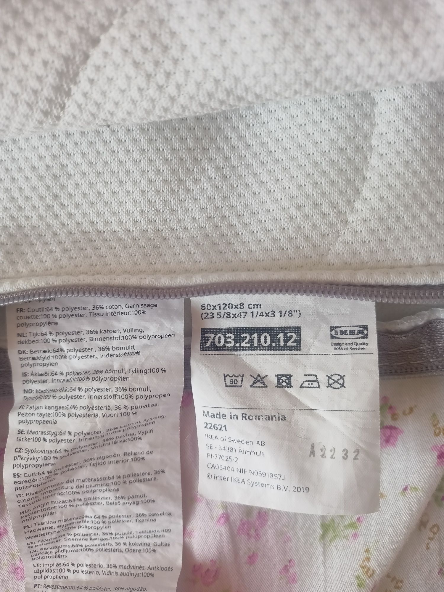 Materac na łóżeczko dziecięce Ikea