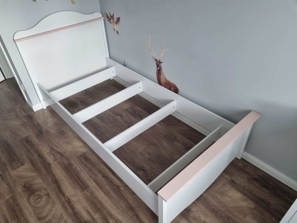 Łóżko dziecięce AGATA MEBLE model MIA