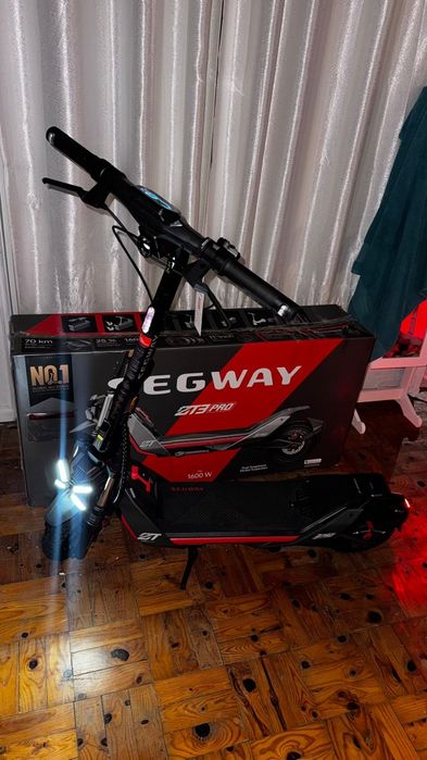 Trotinete Segway ZT 3