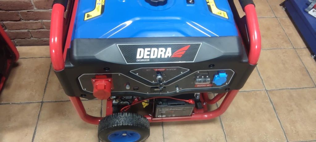 DEDRA Agregat prądotwórczy 8,3 kW AVR 230V 400V  rozruch ele.