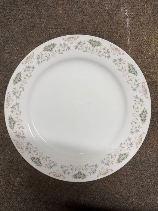 Vendo Serviço de Louça como novo