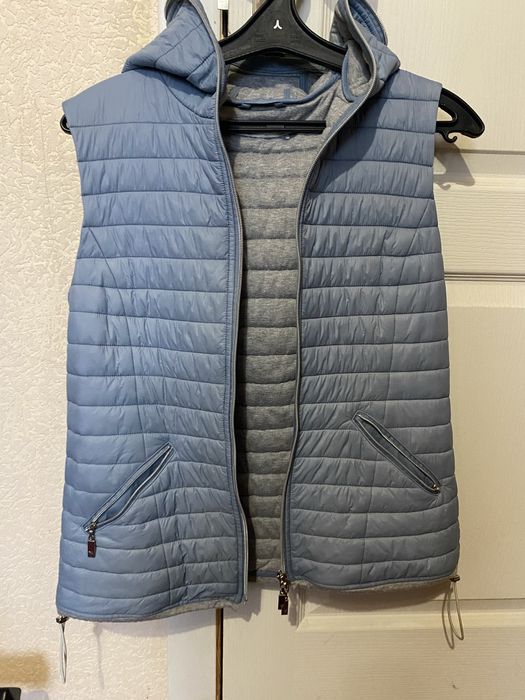 Желетка женская 150 грн