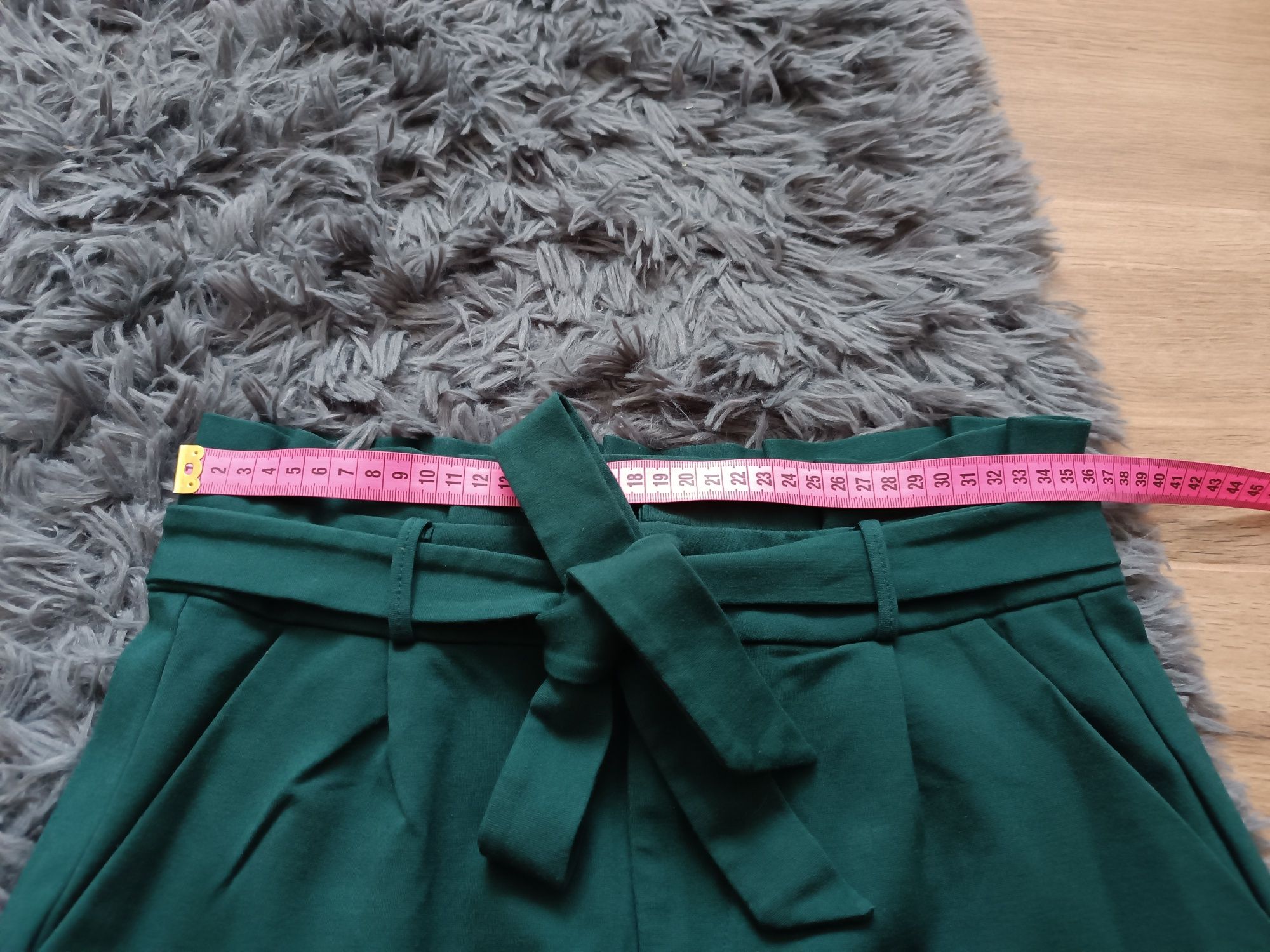Spódnica ciemnozielona Vero moda