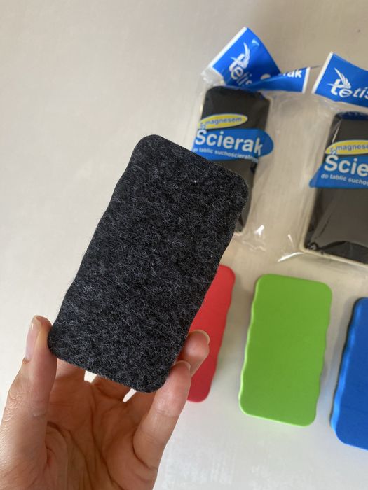 NOWE gąbki magnetyczne do tablicy suchoscieralnej 6 sztuk