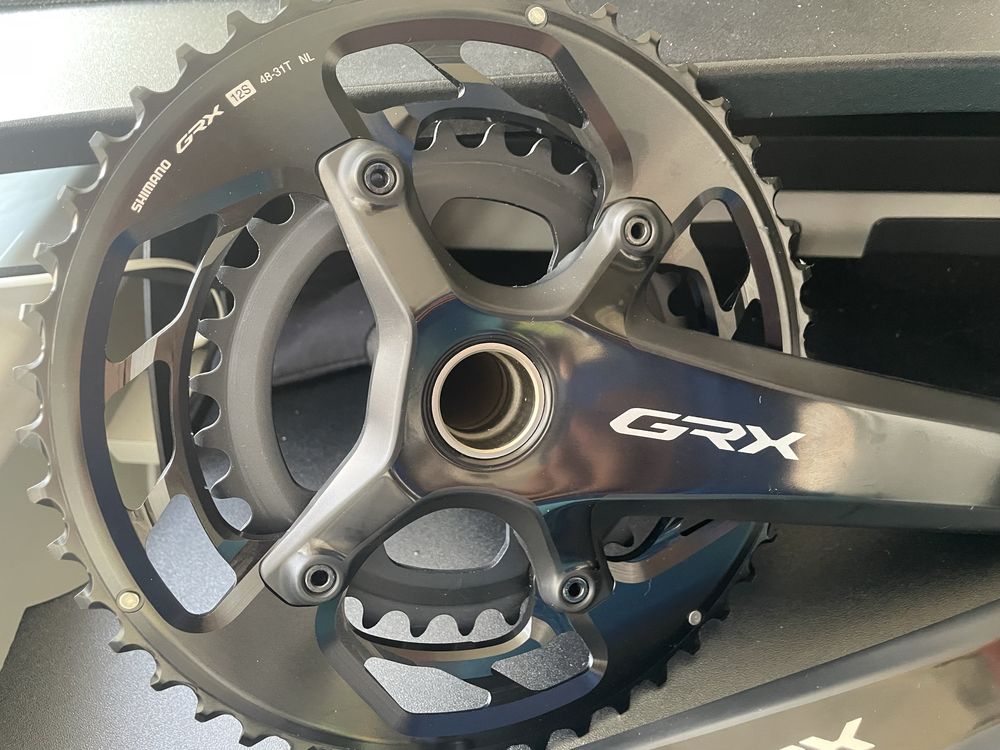 Шатуни Shimano FC-RX820 GRX (2-12), 170мм, 48/31 з кареткою