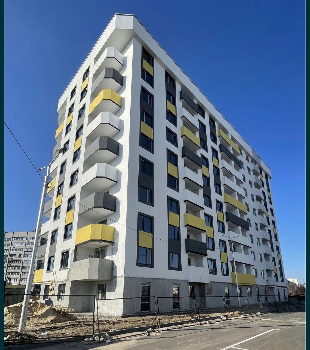 Продаж 1 кв 40 кв.м в ЖК "Банківський " 8/9