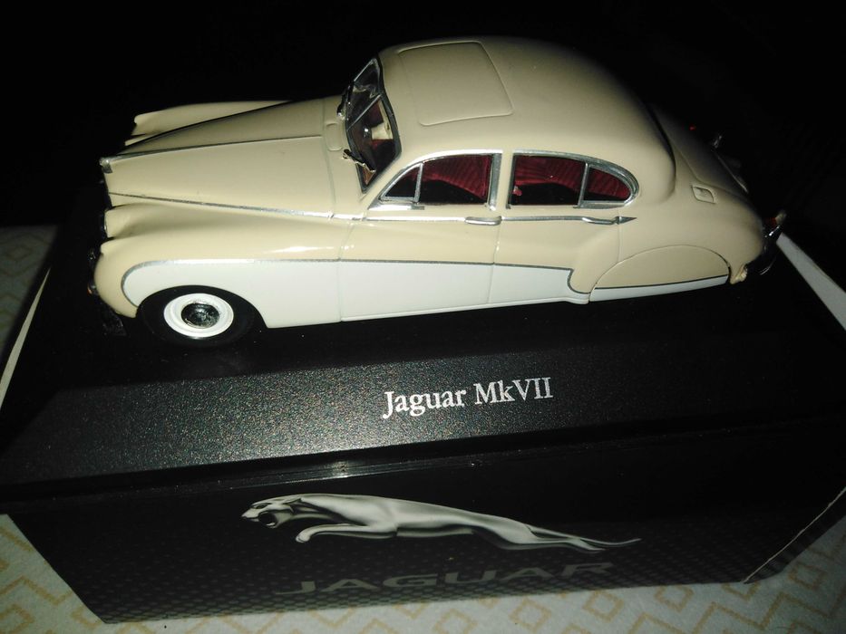 Miniaturas várias esc. 1 /43