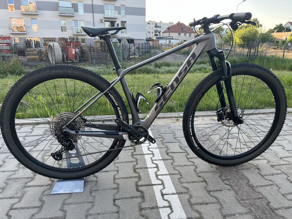 Sensa Sle 29” rozmiar 17 cali karbon