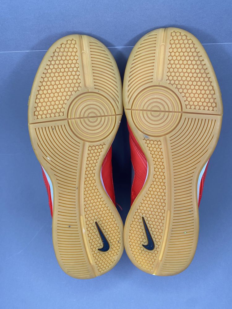 Nike Tiempo шкіряні дитячі футзалки детские футбольные 38р найк