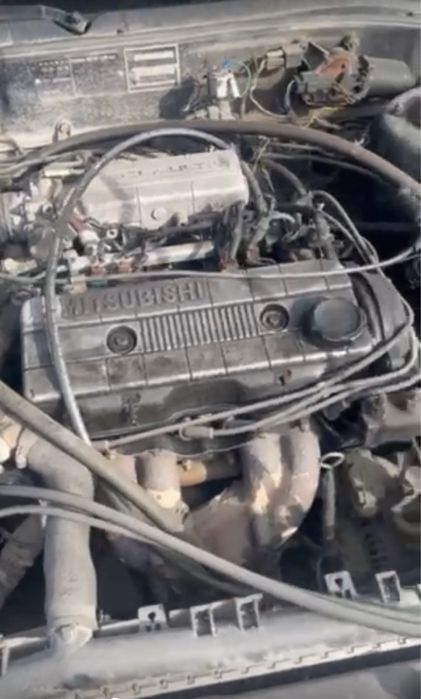 Hundai розбираю по запчастинах