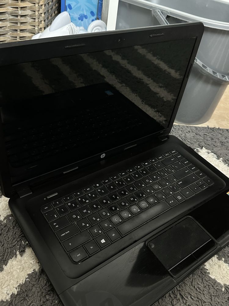hp 2000 ноутбук 2d87sr