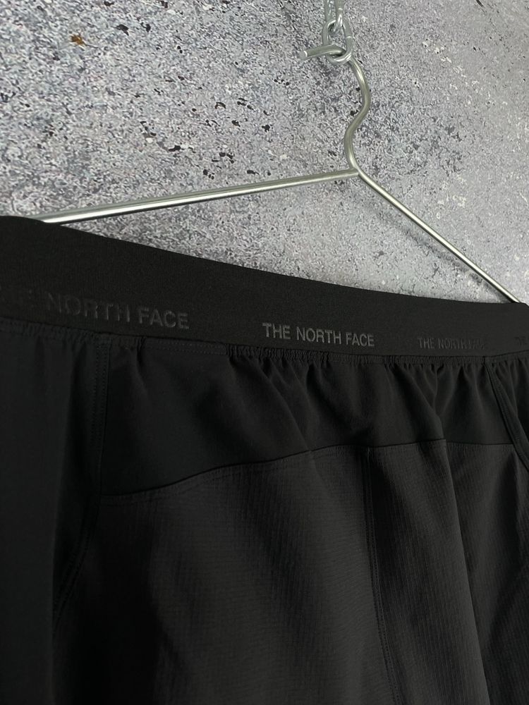 Штани The North Face Circadian Slim Trousers Штани для кемпінгу