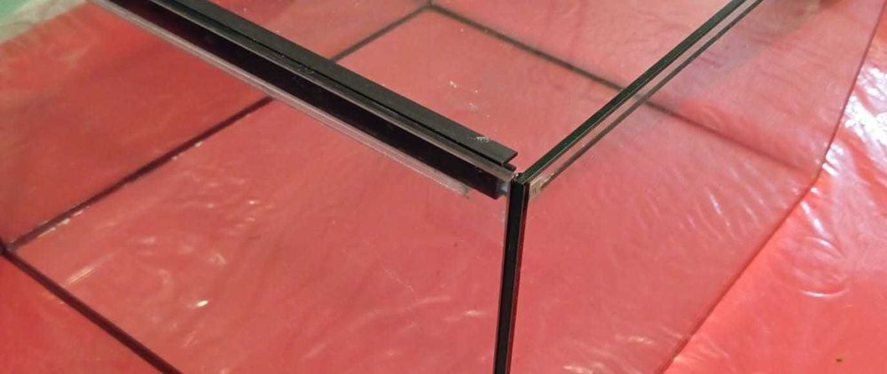 Aquários com tampa Scalare