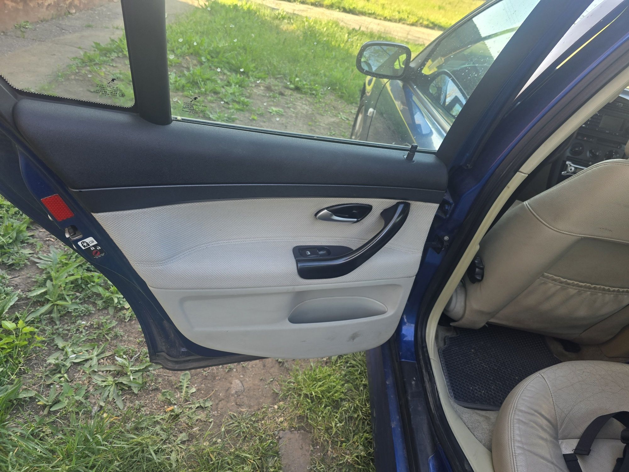 Saab   9-3   2003