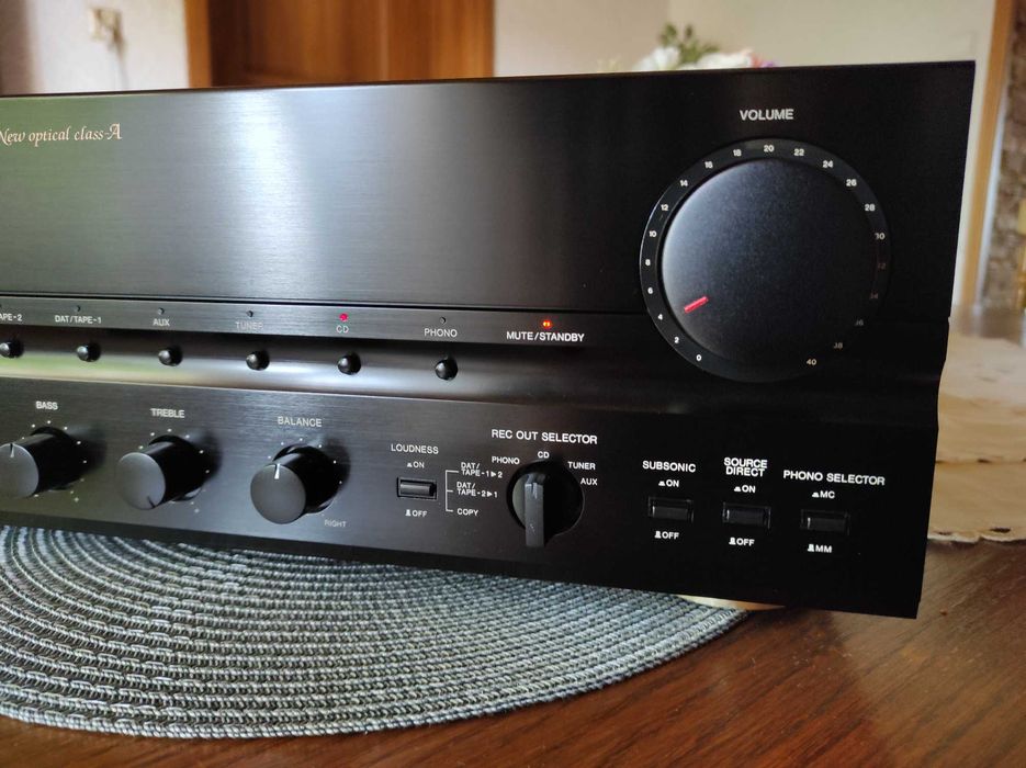 Wzmacniacz DENON PMA-880R + pilot i instrukcja