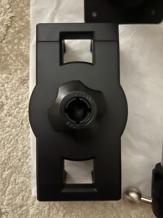 Тримач для планшета новий