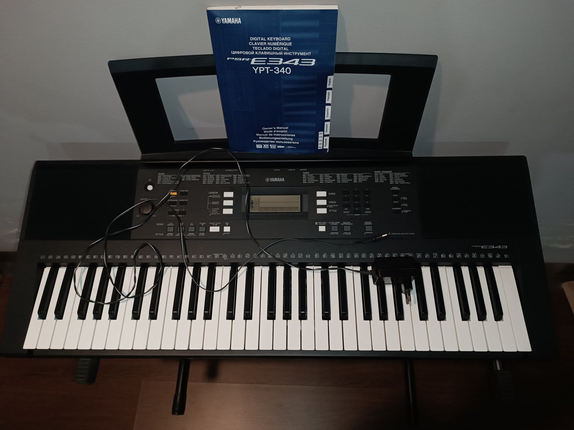 Teclado Yamaha PSR-E343