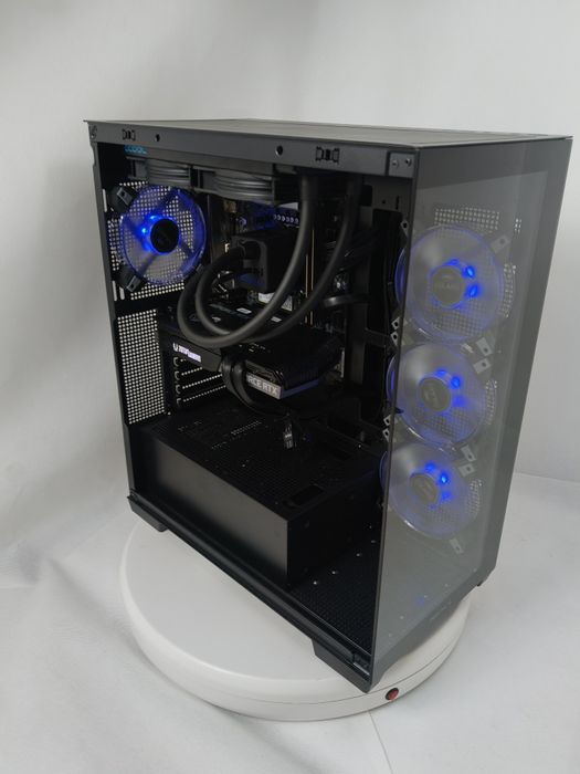 Komputer Gamingowy Ryzen 7 9800X3D,RTX 5070,32 GB,SSD,Win 11,USDT