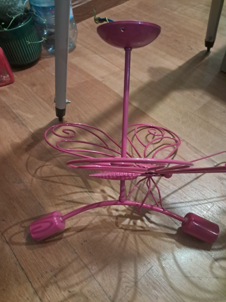Wisząca lampa / żyrandol motyl.