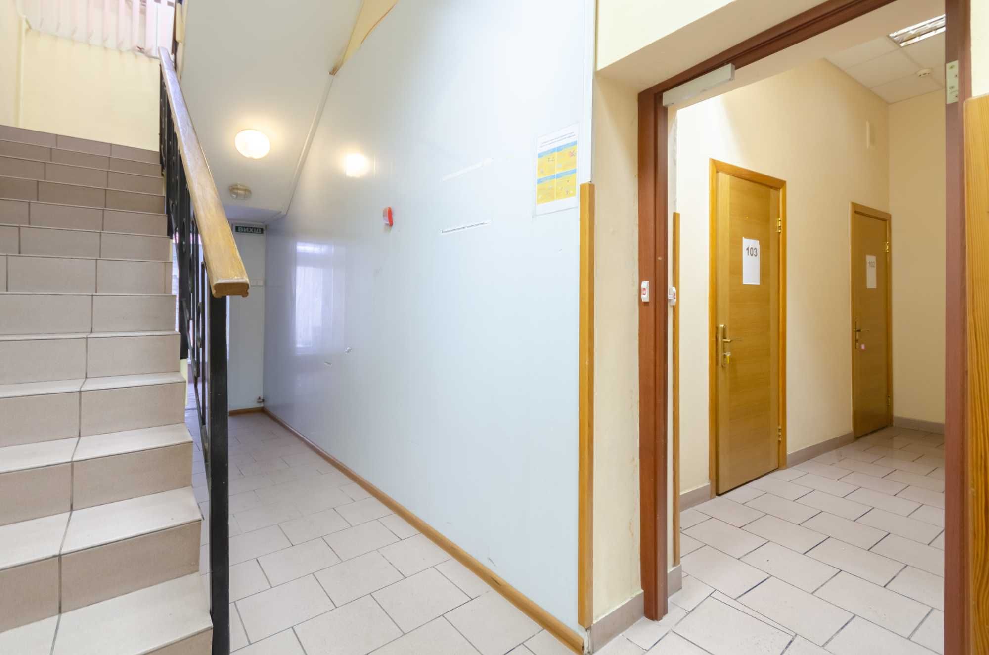 ІНТЕРНЕТ Є ЗАВЖДИ! Подол. Офіс 61 м2 по вул. Щекавицька. Є Паркомісця