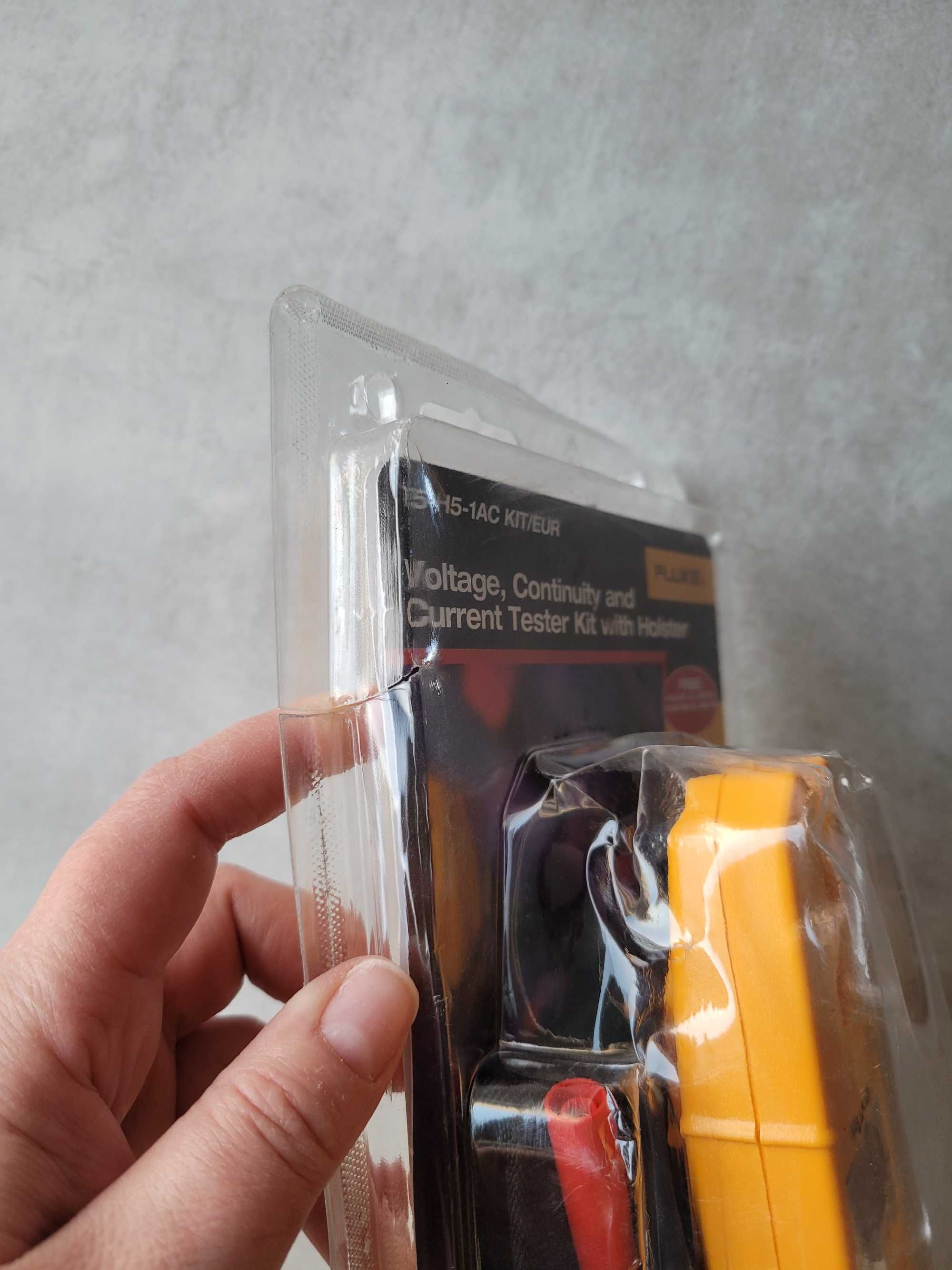 Tester elektryczny + próbnik napięć ( miernik) Fluke T5-H5-1AC ,zestaw