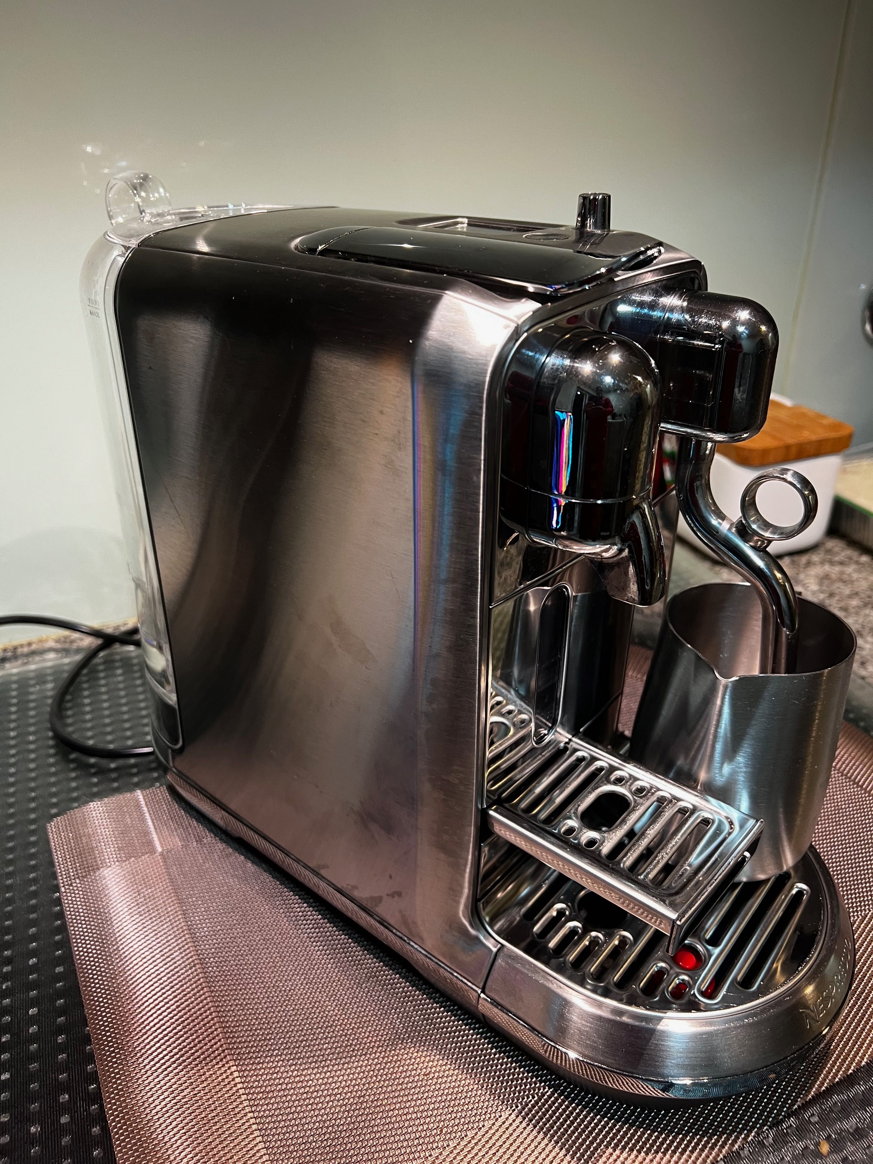 Maquina Nespresso Creatista Plus - Usado