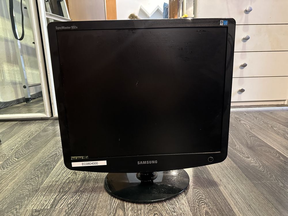 Monitor samsung 19 cali 923B