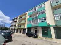 Apartamento T1 situado em Rio De Mouro Velho