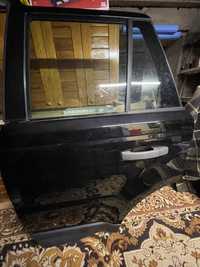 Tylne lewe drzwi do Land Rover Range Rover Sport kolor Java Black