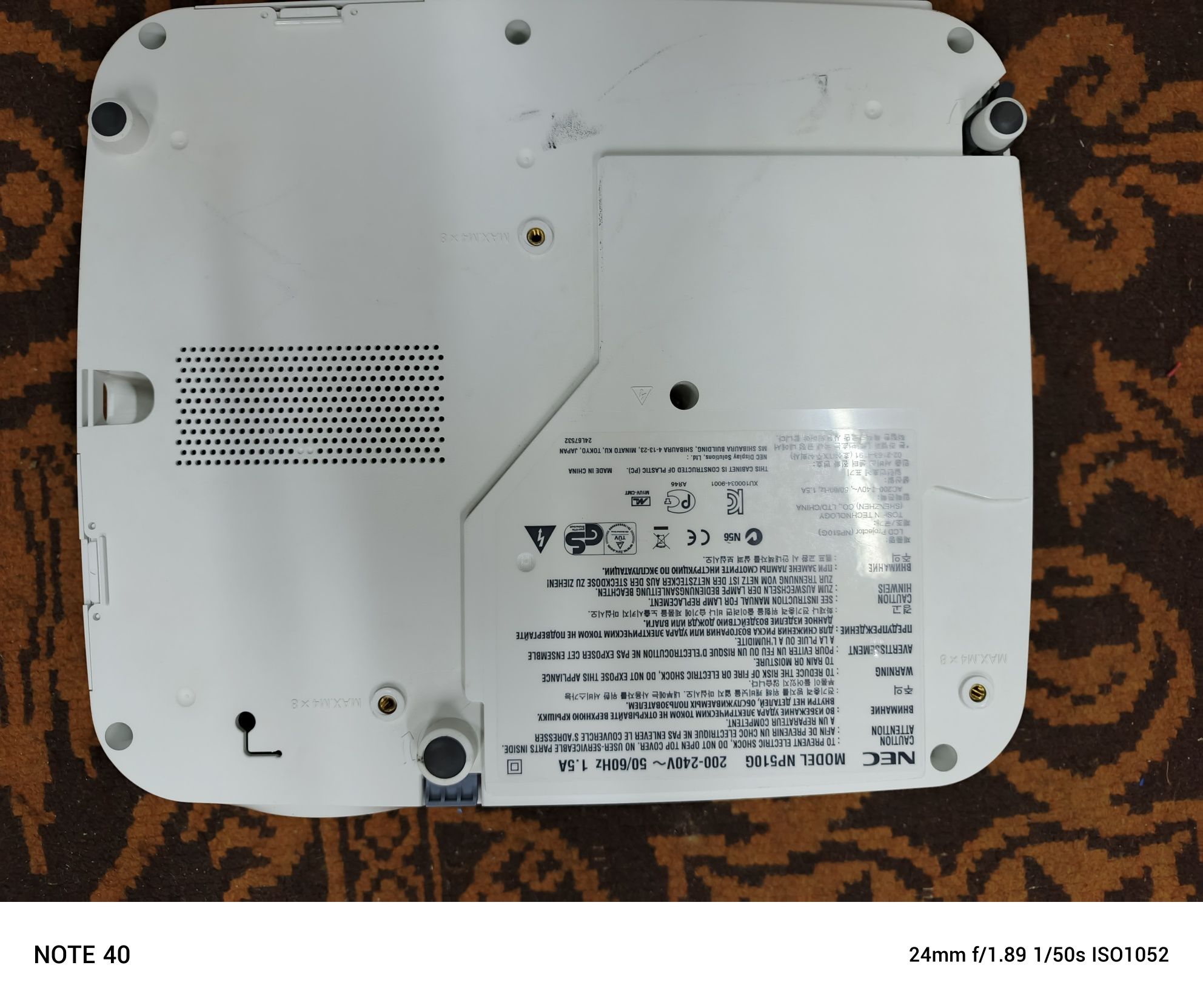 Projektor NEC np510