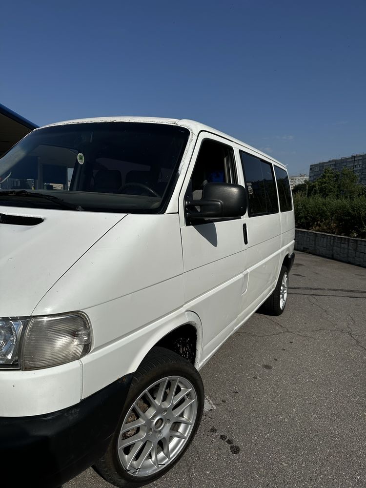 Volkswagen transporter 2.4 дизель