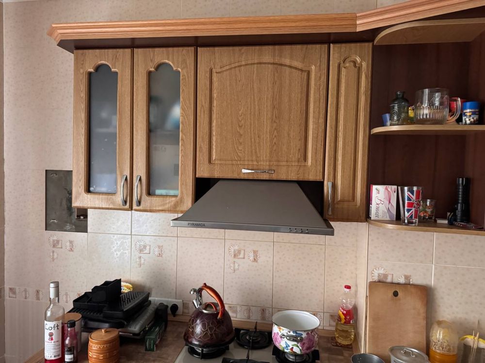 Продам квартиру 1/5 поверх