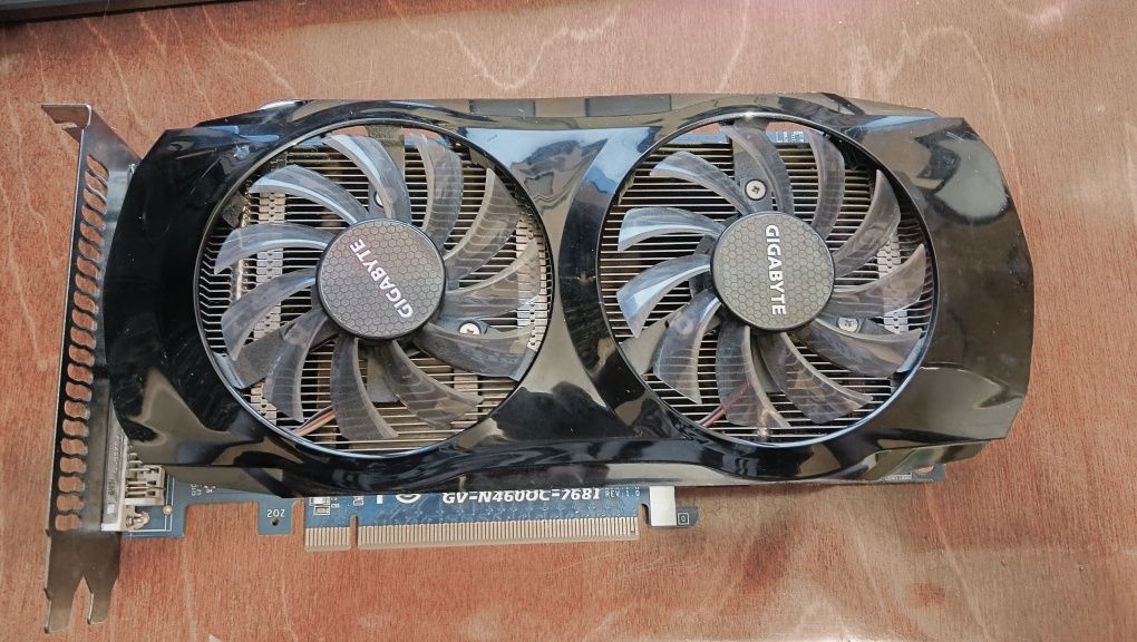 Видеокарта GeForce GTX 460
