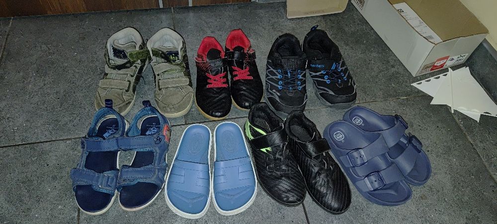 Buty, buciki, sandałki, klapki, halówki r. 29 i 31