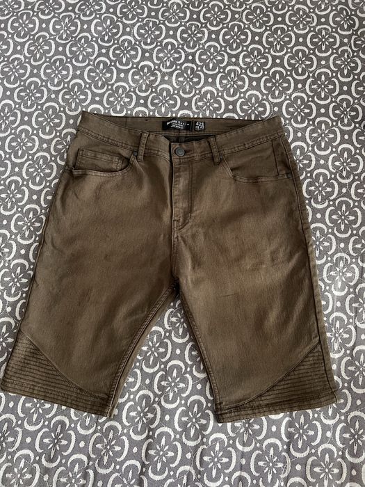 Чоловічі шорти, Bershka, 42 розмір