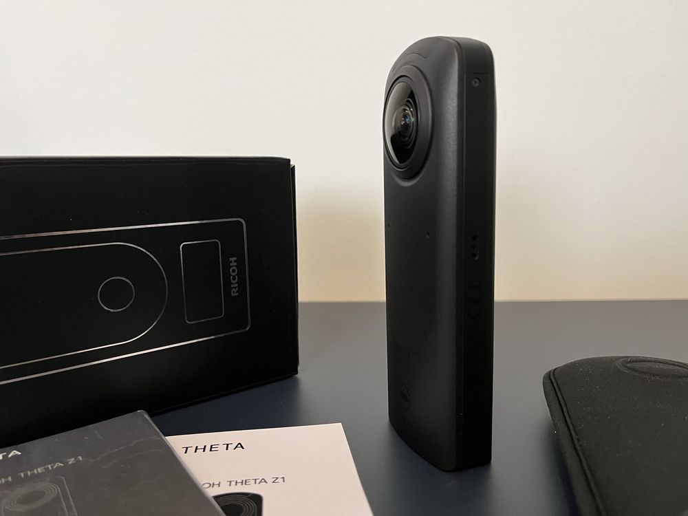 Camera 360 Ricoh Theta Z1