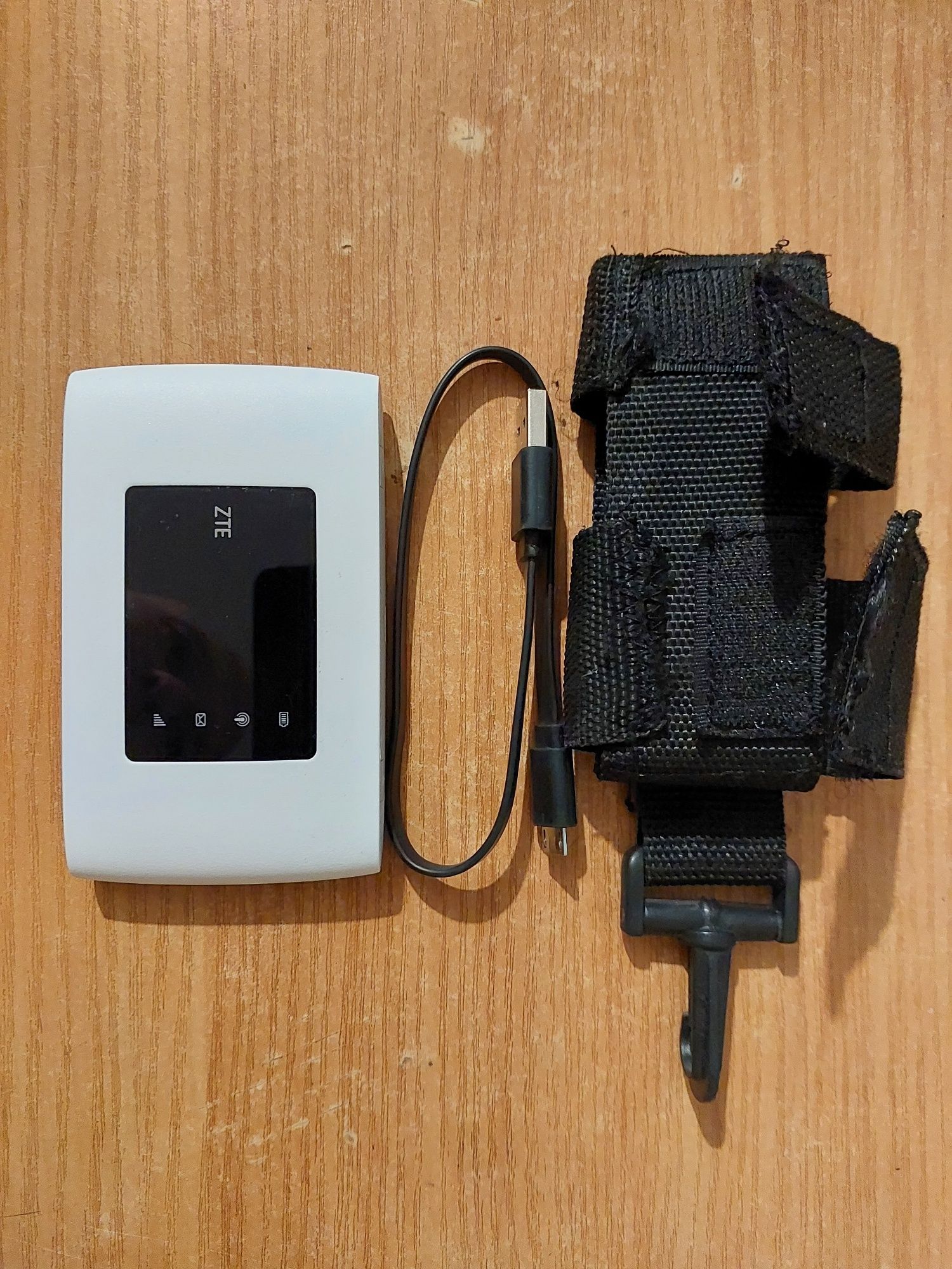 Модем 4G ZTE MF920U