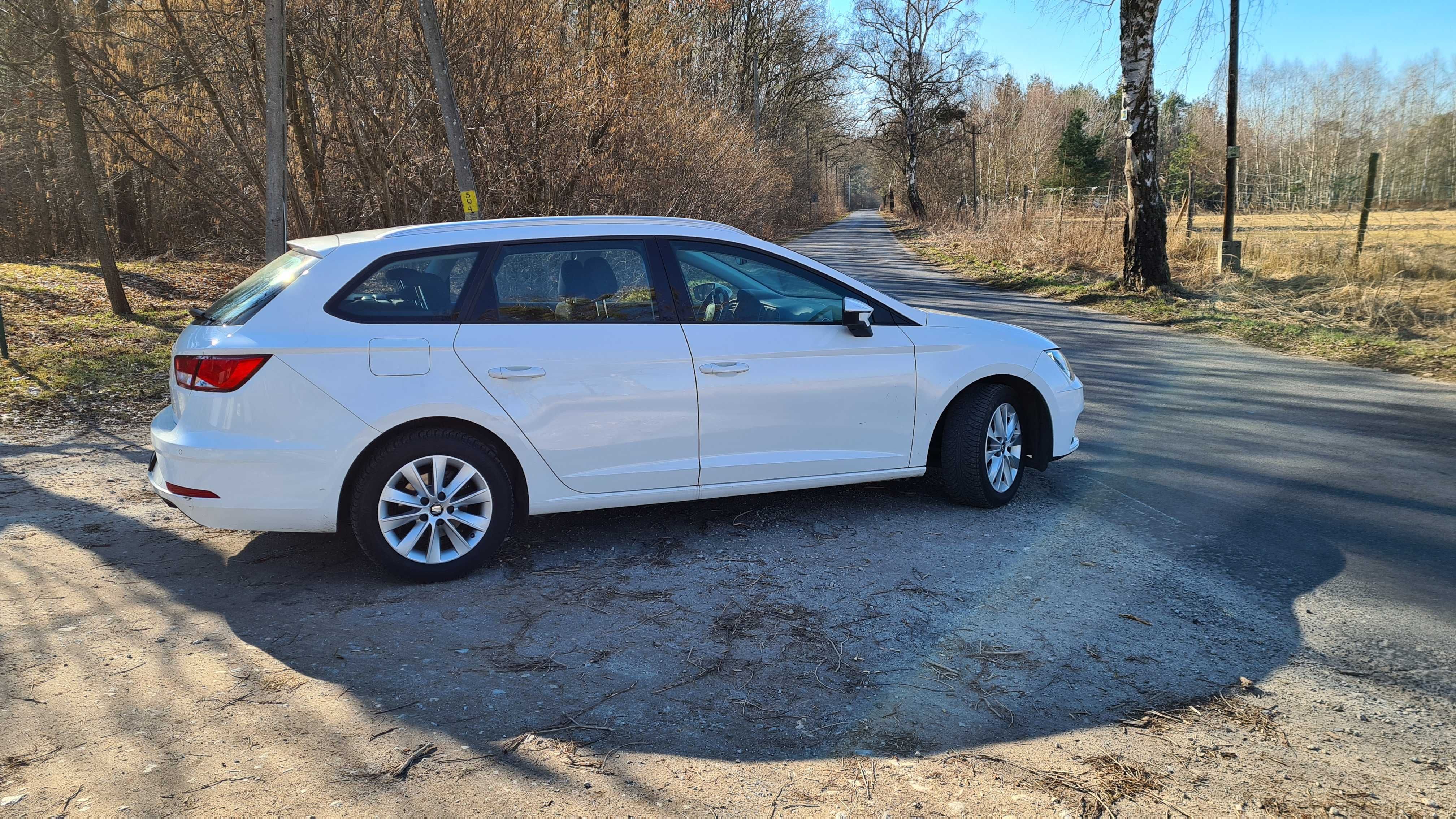 Wynajem pojazdów Seat Leon kombi 2018 1,6 TDI 110KM