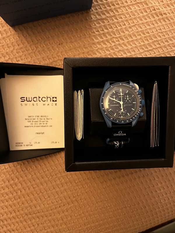Omega x Swatch Neptune SO33N100 Głęboki Błękit