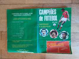 Caderneta de cromos "Campeões de Futebol 81-82" - Completa