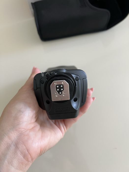 Фотоспалах Canon