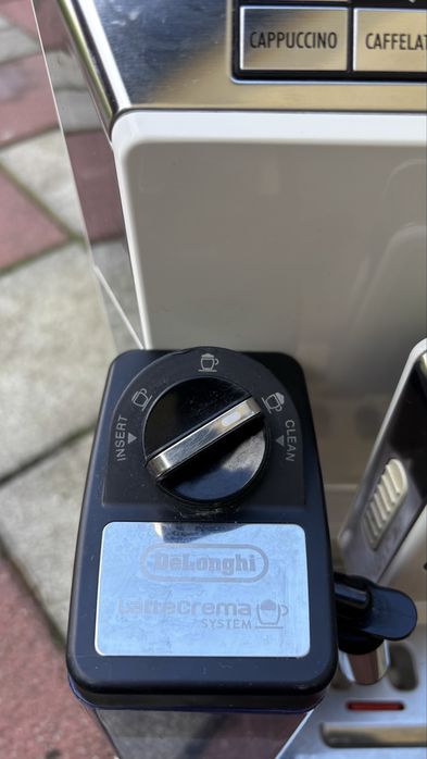 Ekspres do kawy Delonghi Eletta  Cappuccino