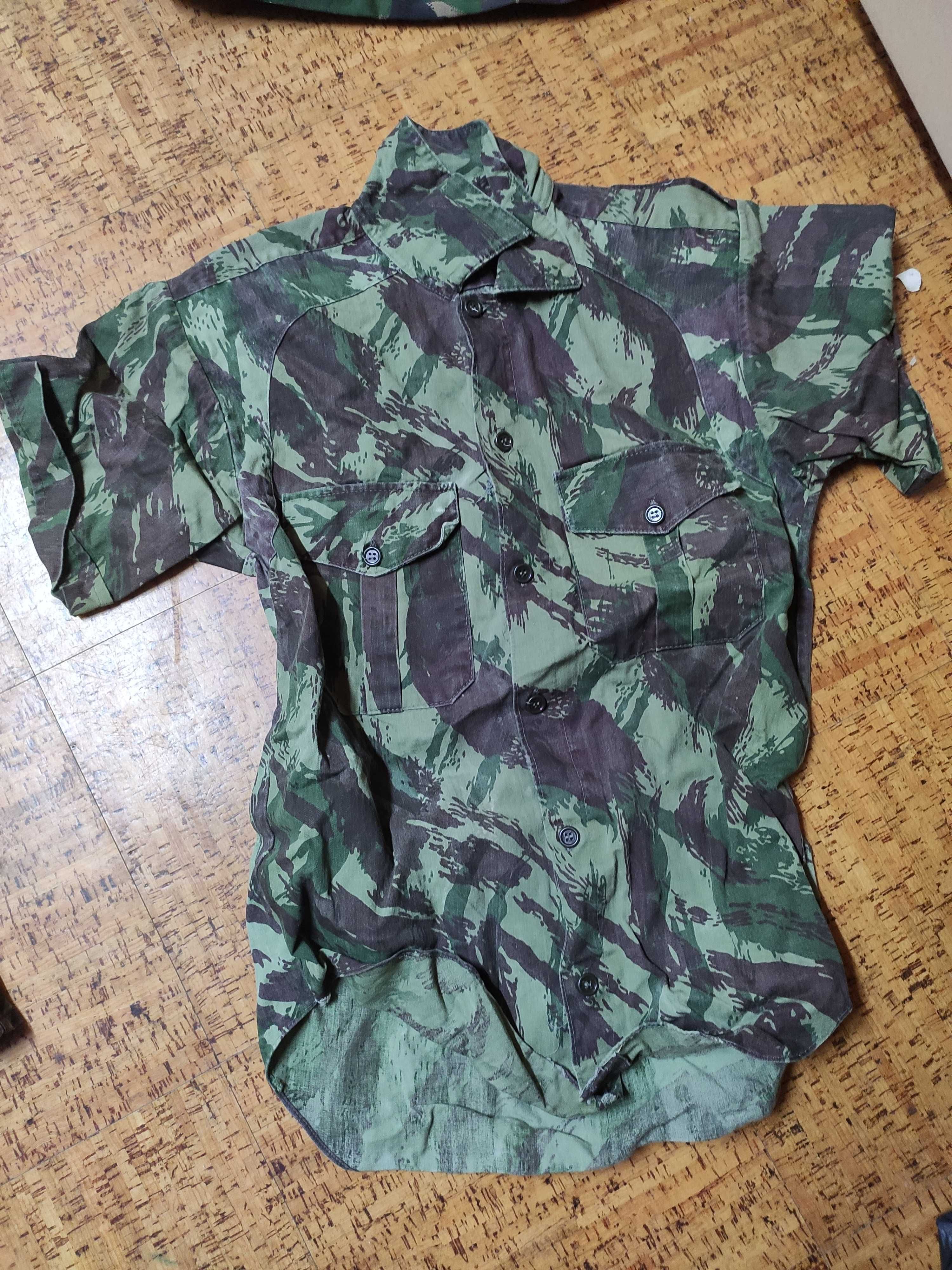 Camisa manga curta camuflado colonial
