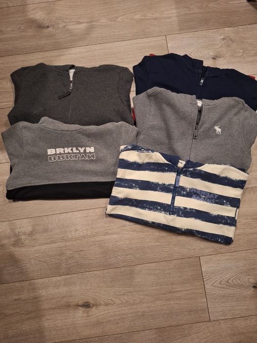 Bluzy  chłopięce rozmiar 34