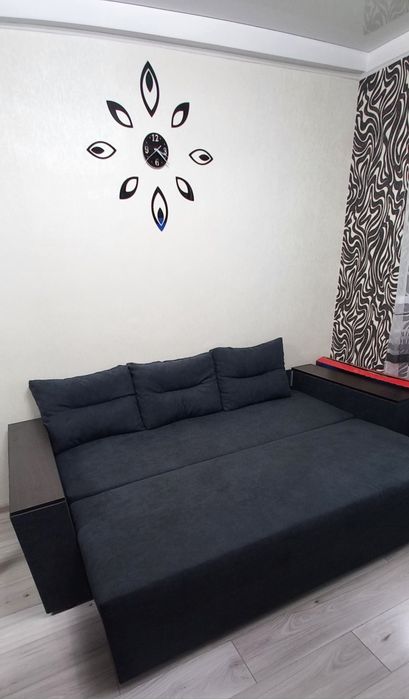 Диван двуспальный Лира