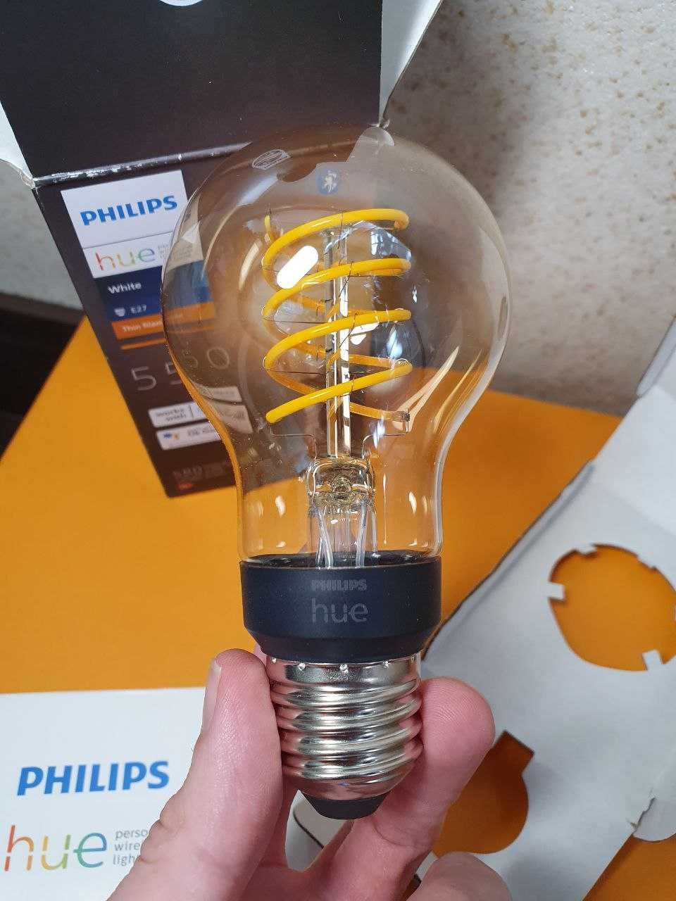 Philips Hue WHITE FILAMENT E27 A60 LED Смарт Лампочка Homekit